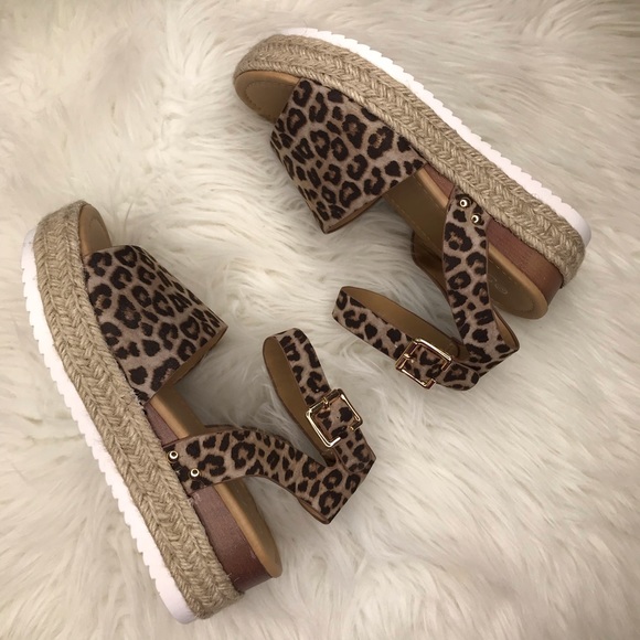 ALMOST GONE Esme Leopard Print Platform Espadrille - Picture 4 of 7